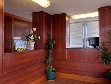 Days Inn By Wyndham Newport Ngoại thất bức ảnh
